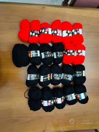 gomitoli lana nero rosso