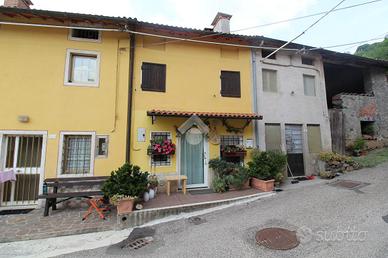 CASA DI CORTE A ALTISSIMO