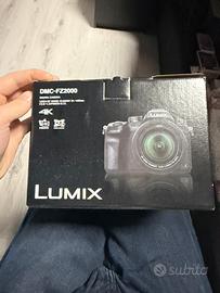 Macchina fotografica lumix fz2000