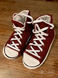 Pantofole di lana simil scarpa da tennis