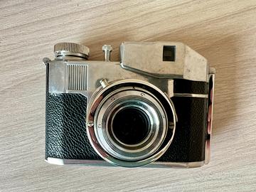 Macchina fotografica Bencini Comet S Milano
