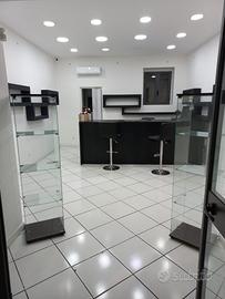 Negozio - Via Fucilari 96