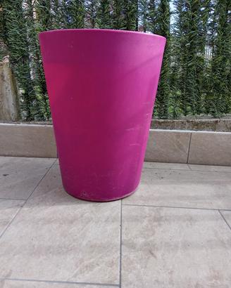 VASO ALTO "ZAMORA" fuxsia, polietilene