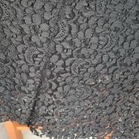scampolo di tessuto in pizzo nero cm 74 x 140