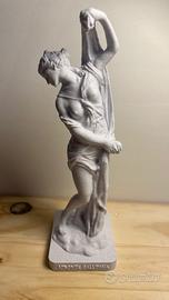 Scultura Venere Callipigia al Louvre. "20cm