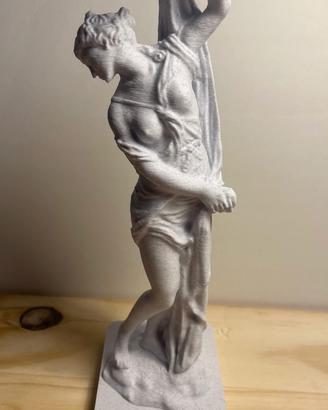 Scultura Venere Callipigia al Louvre. "20cm