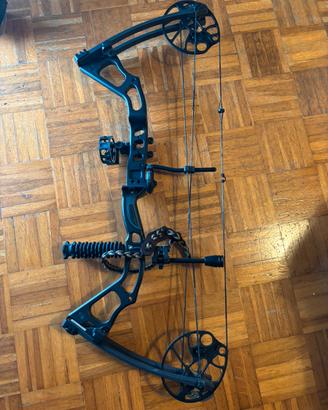 ARCO COMPOUND BOOSTER M2 Ready to hunt, 15-70 Lbs