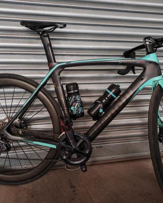Bianchi XR3 tg 55 Mavic Carbon + Vision Metron