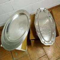 pentolame alluminio e vassoi acciaio 