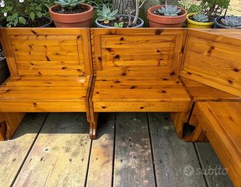 Panca Angolare in Legno con Contenitore
