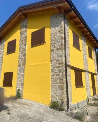 Rustico / Casale di 480 m² con più di 5 locali e b