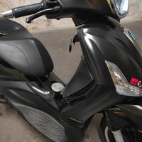 Beverly 300 Police con 23000 kilometri