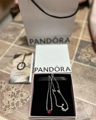 Collana pandora