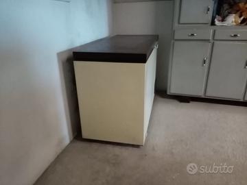 Congelatore a pozzetto 400 lt