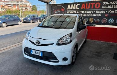 Toyota Aygo 1.0 12V VVT-i 5 porte Lounge Connect