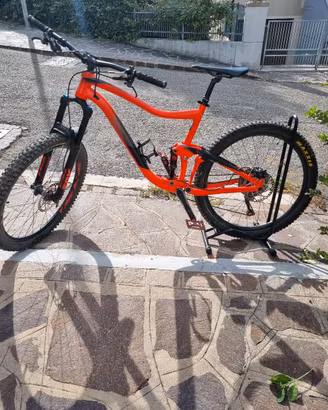 Bici Enduro Giant Trance del 2020