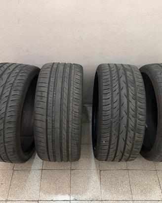 Gomme Estive 245/35/19
