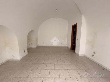 MONOLOCALE A SANTERAMO IN COLLE