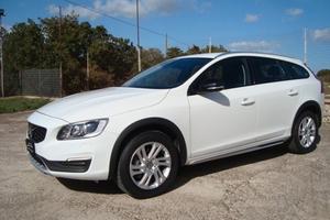 Volvo V60 Cross Country D3 Geartronic Summum