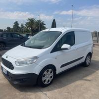 Ford Transit Courier 1.5 tdci 95 hp CABINA SEPARAT
