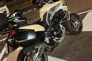 Multistrada enduro 1200 sand