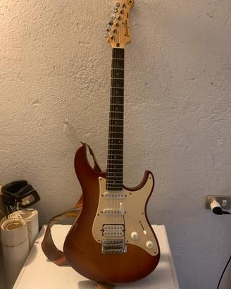 Chitarra elettricaYamaha Pacifica Bergamo