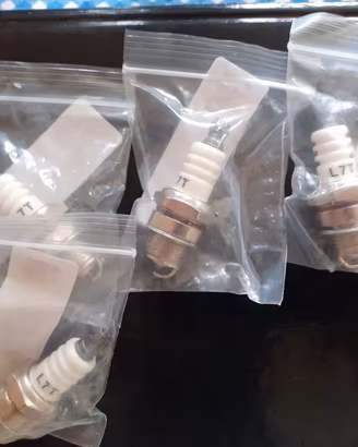 Candele L7T di accensione motosega, tosaerba, ecc