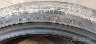 Pneumatici estivi usati 225 45 19