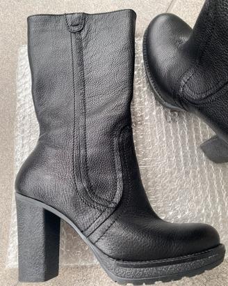 STIVALE DONNA in PELLE tg 37