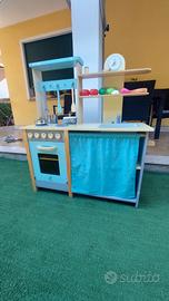 Cucina giocattolo