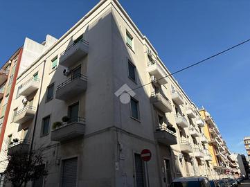 4 LOCALI A GIOIA DEL COLLE