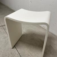 Sgabello Scagni Lineabeta in mattstone