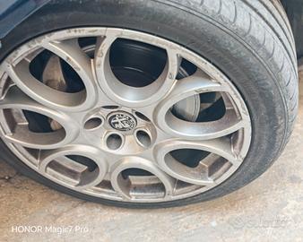 cerchi e gomme xalfa 235/45/18