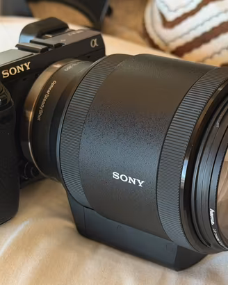 Kit Sony Nex-7 + Obiettivi 16-50 mm e 18-200 mm
