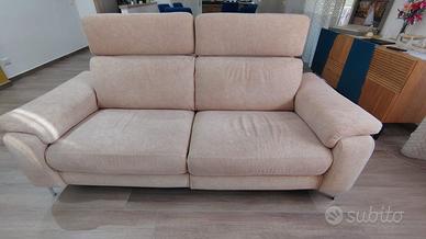 Divano 3 Posti con 2 Relax Elettrici
