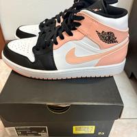 Jordan 1 mid