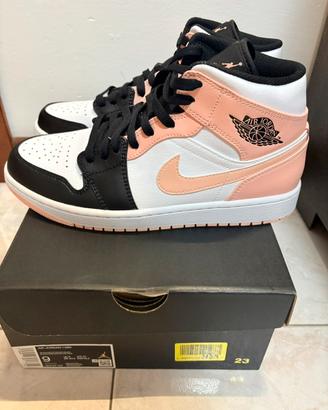 Jordan 1 mid