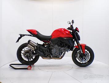 Ducati Monster Plus 890