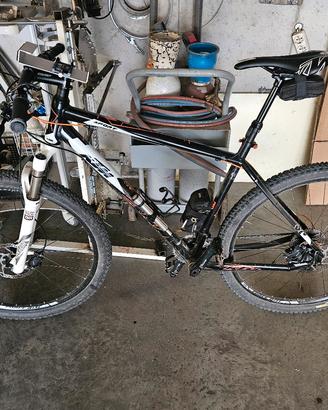 mtb ktm ultra sport  front 29" 