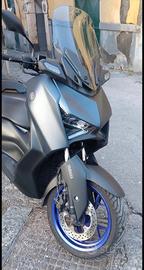 Yamaha X-Max 300