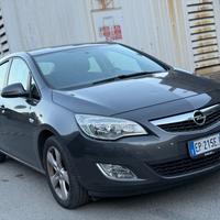 Opel Astra 1.7 CDTI 110CV 5 porte pronta consegna