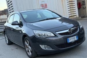 Opel Astra 1.7 CDTI 110CV 5 porte pronta consegna