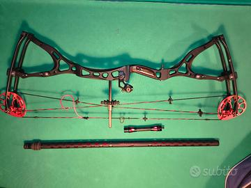 Arco compound di precisione Bowtech 