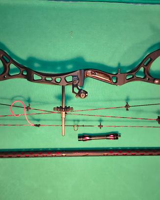 Arco compound di precisione Bowtech 