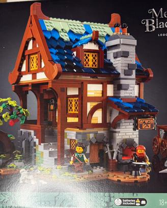 set LEGO Ideas 21325 - Il Fabbro Medievale MISB