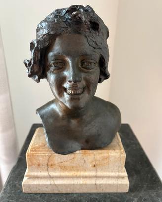 busto di bronzo “donna che ride” G. Renda