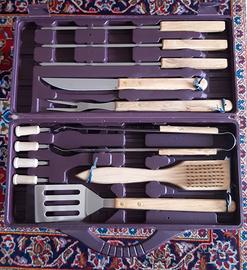 Valigetta accessori per barbecue