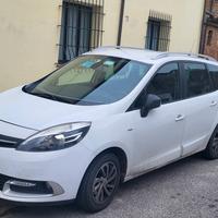 Renault Megane Scenic serie 3, 7 posti