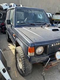 Mitsubishi Pajero 2.5 td ricambi o completo