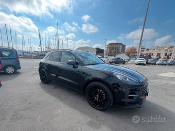 Porsche Macan 2.0 245 CV